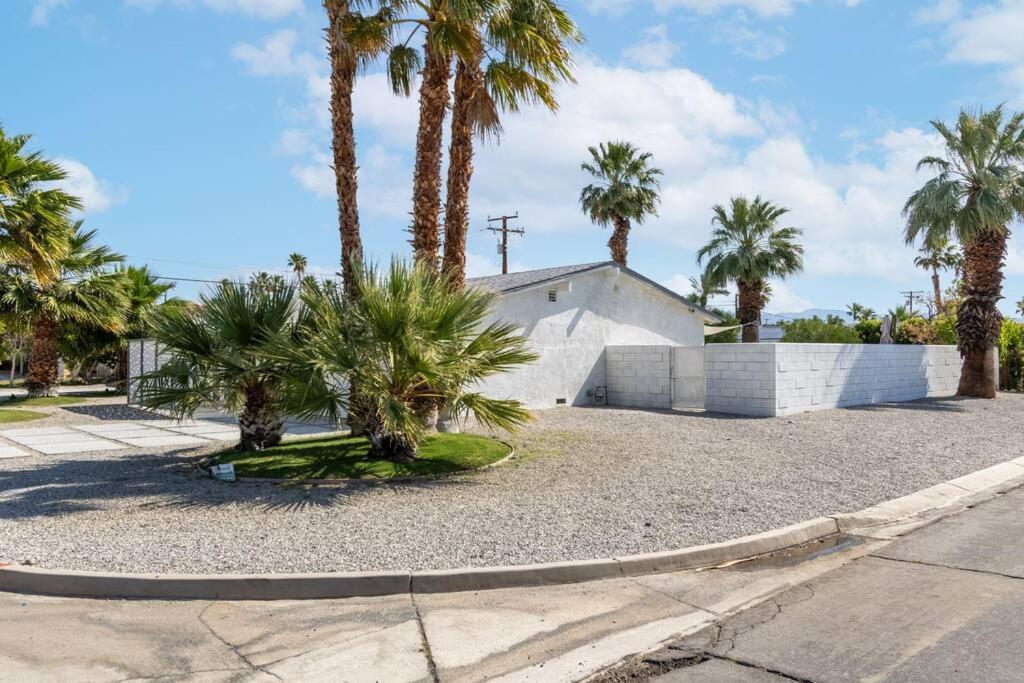 Villa Airy Corner Lot Mcm Oasis Palm Springs Exterior foto